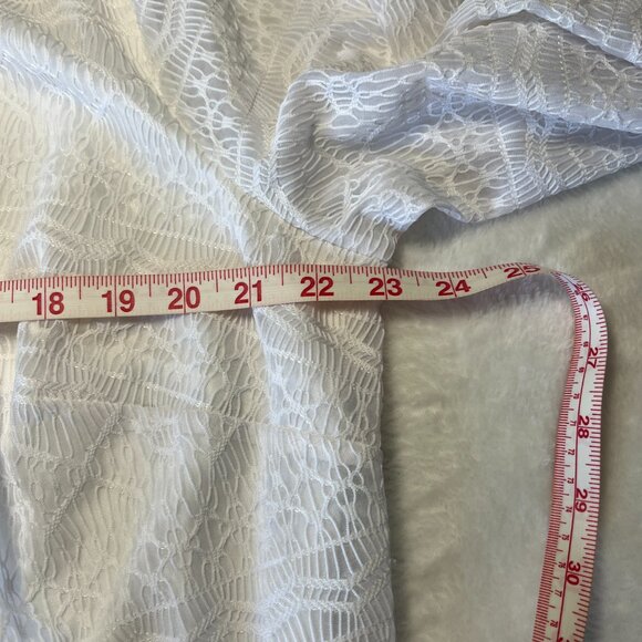 AGB Woman White Elastic front bottom SZ  1X  3/4 Sleeves/Lace Trim, Lined - Picture 8 of 11